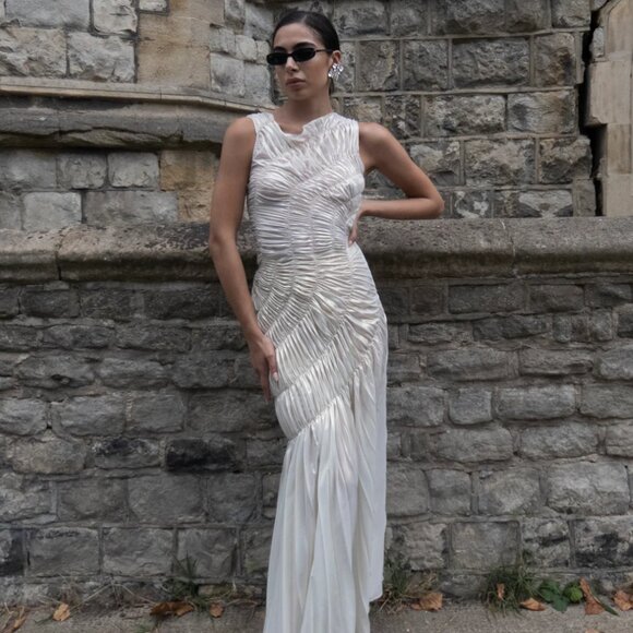 Georgia Hardinge Fossil Dress | Ivory Metallic | US 14 - Picture 6 of 10